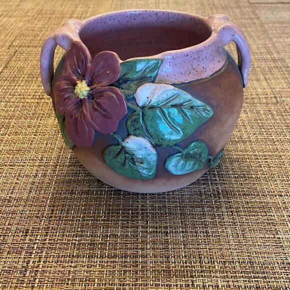 Vintage Signed Old Patagonia 1989 Crock Vase Pottery w/ Applied Flowers Leaves - Picture 9 of 12